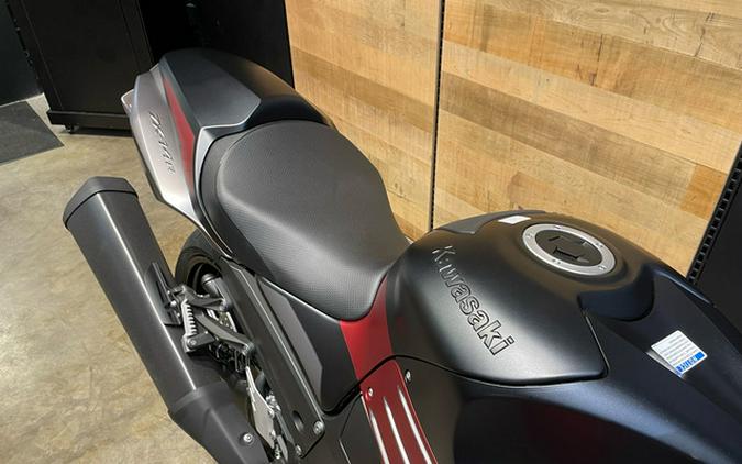 2025 Kawasaki Ninja ZX-14R ABS