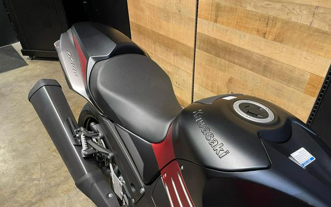 2025 Kawasaki Ninja ZX-14R ABS