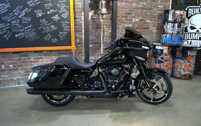 2024 Harley-Davidson Street Glide® Vivid Black