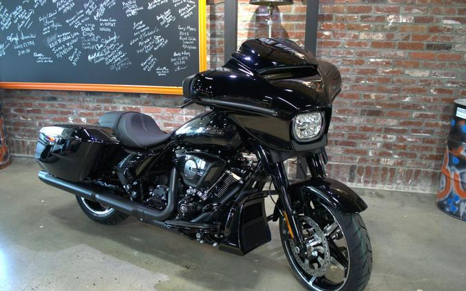 2024 Harley-Davidson Street Glide® Vivid Black