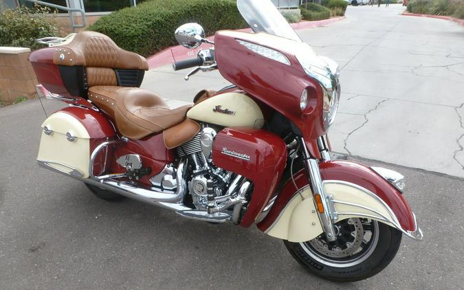 2016 Indian Motorcycle® Roadmaster® Indian Motorcycle Red and Ivory Cream