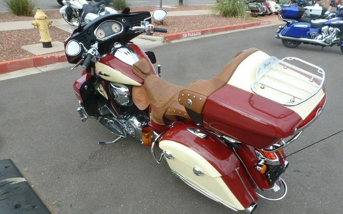 2016 Indian Motorcycle® Roadmaster® Indian Motorcycle Red and Ivory Cream