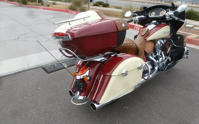 2016 Indian Motorcycle® Roadmaster® Indian Motorcycle Red and Ivory Cream