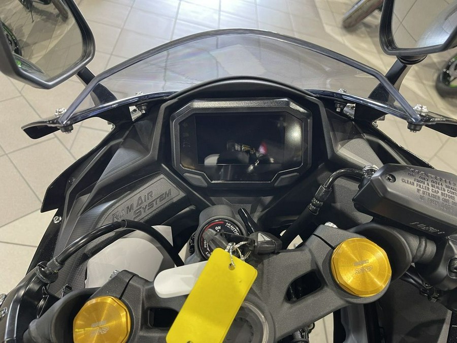 2025 Kawasaki NINJA® ZX™-4R ABS