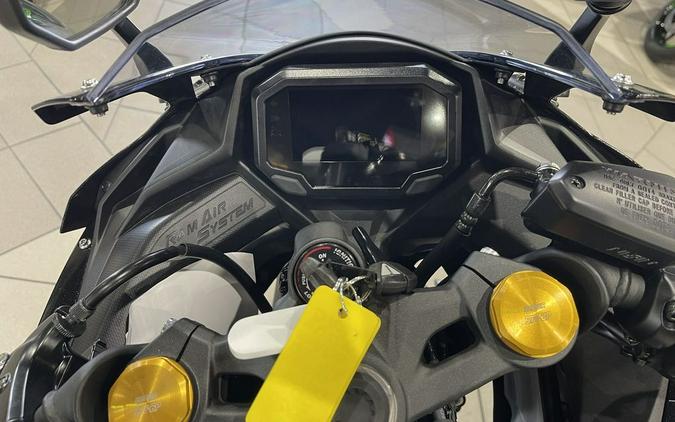 2025 Kawasaki NINJA® ZX™-4R ABS