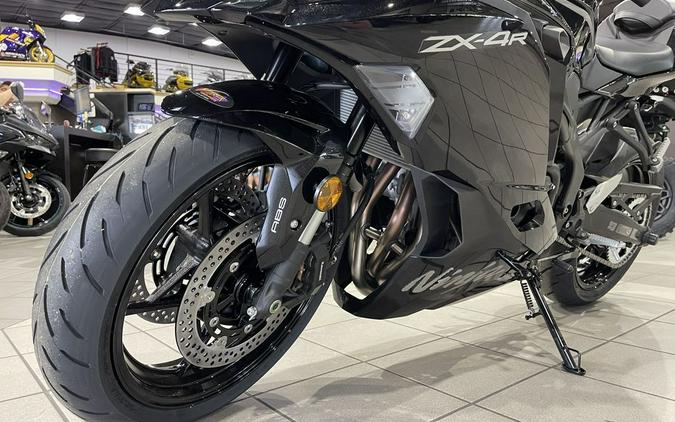 2025 Kawasaki NINJA® ZX™-4R ABS
