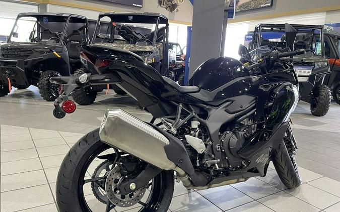 2025 Kawasaki NINJA® ZX™-4R ABS