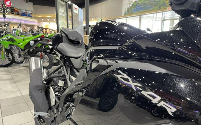 2025 Kawasaki NINJA® ZX™-4R ABS