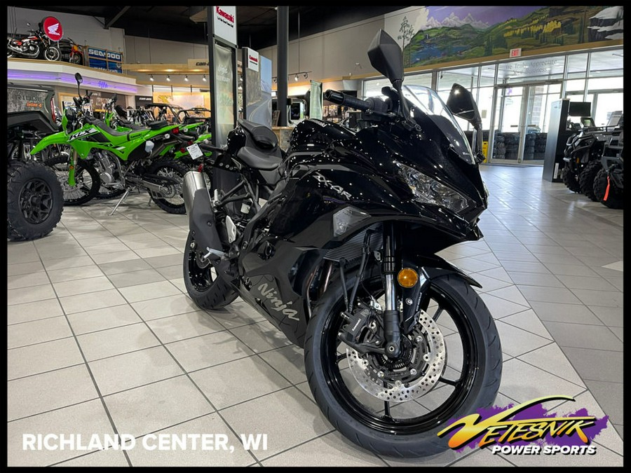 2025 Kawasaki NINJA® ZX™-4R ABS