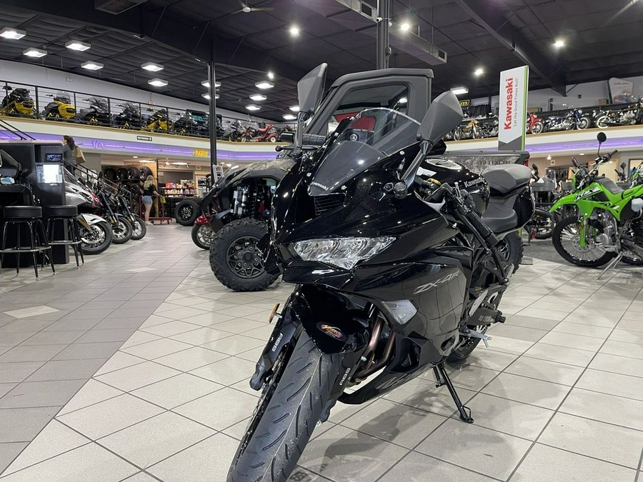 2025 Kawasaki NINJA® ZX™-4R ABS