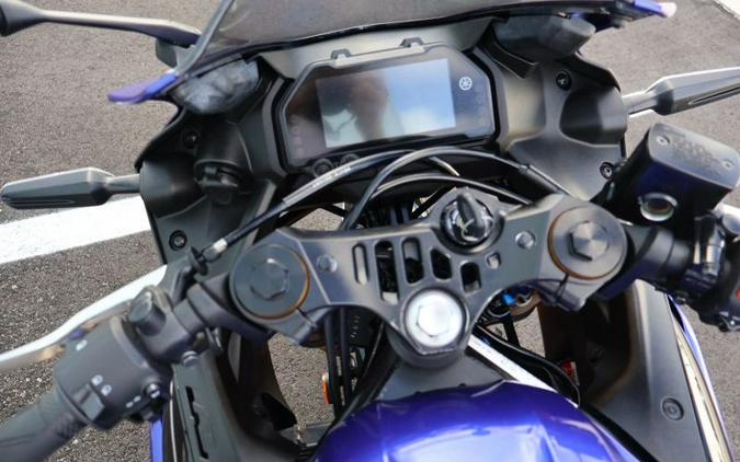 2025 YAMAHA YZF R3