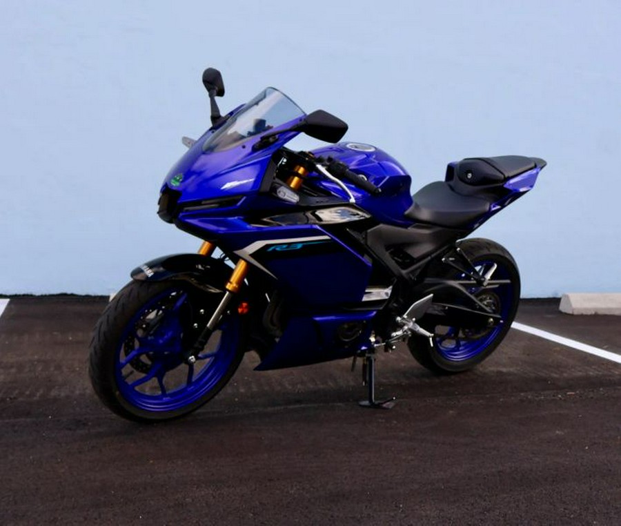 2025 YAMAHA YZF R3