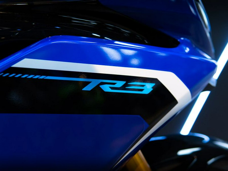 2025 YAMAHA YZF R3