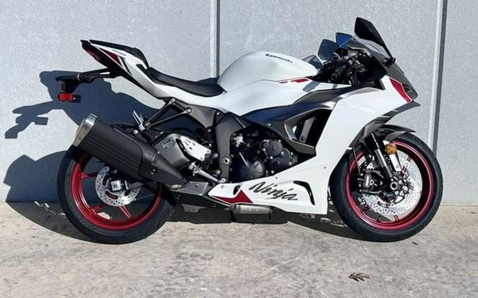 2025 Kawasaki Ninja ZX-6R ABS