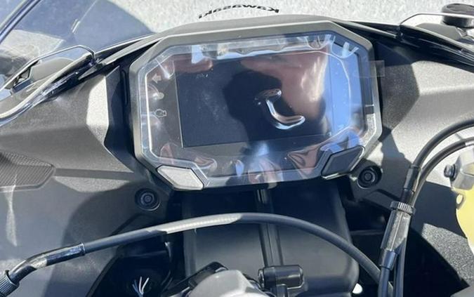 2025 Kawasaki Ninja ZX-6R ABS