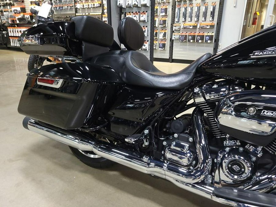 2021 Harley-Davidson® FLTRX - Road Glide®