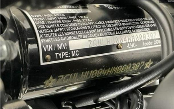 2017 Moto Guzzi V9 Roamer Bianco Classico