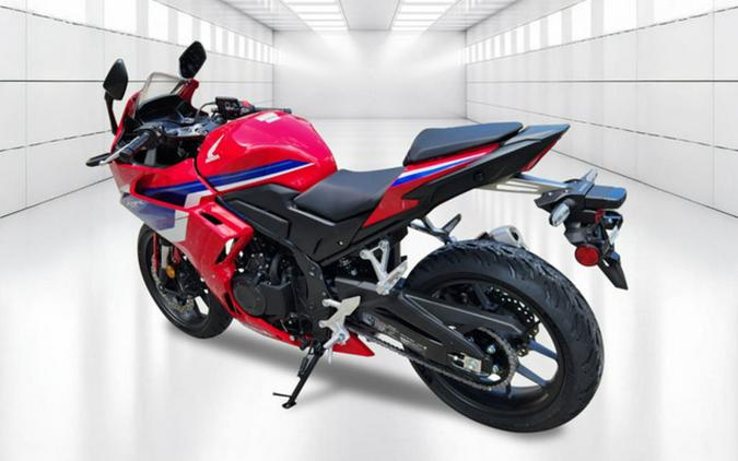 2025 Honda CBR500R ABS
