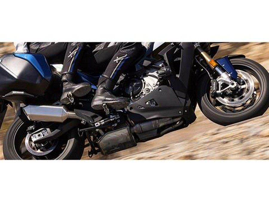 2025 BMW S 1000 XR
