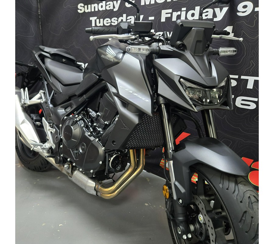 2025 Honda CB750 Hornet