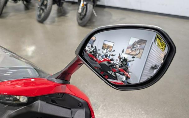 2025 Ducati PAN V2 S 890