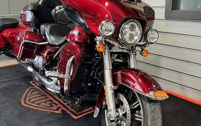 2016 Harley-Davidson® FLHTCU - Electra Glide® Ultra Classic®