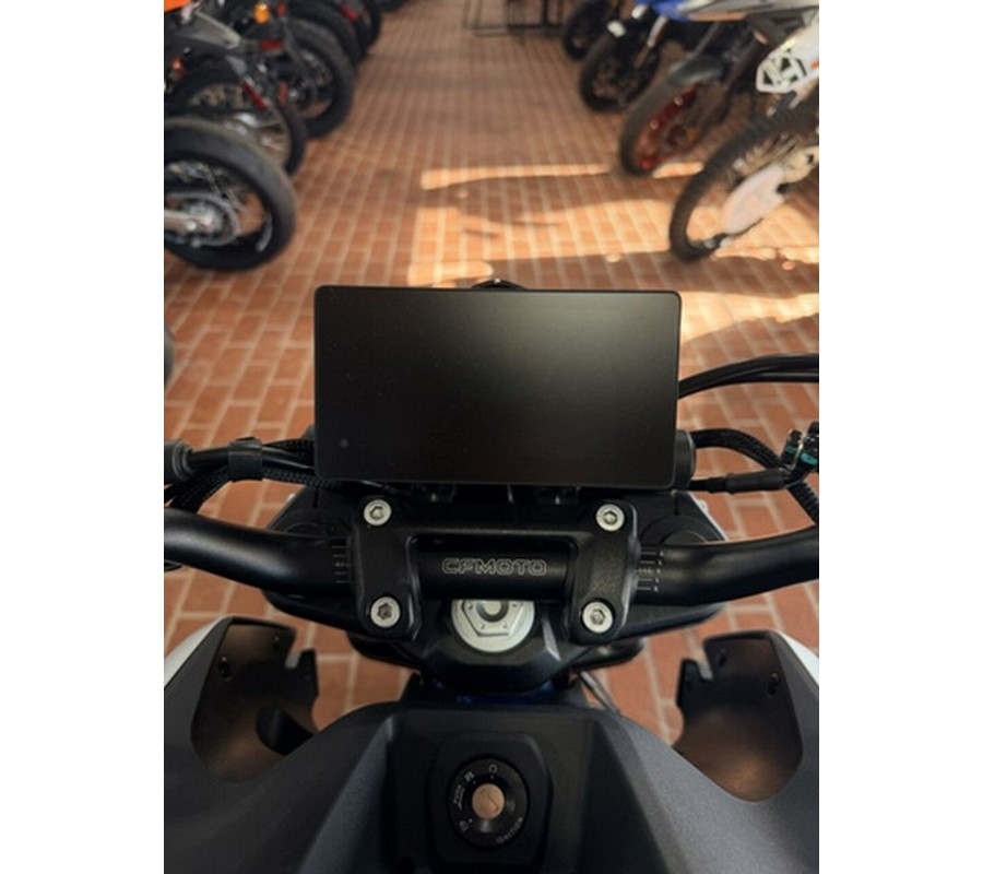 2026 CFMOTO NK 300