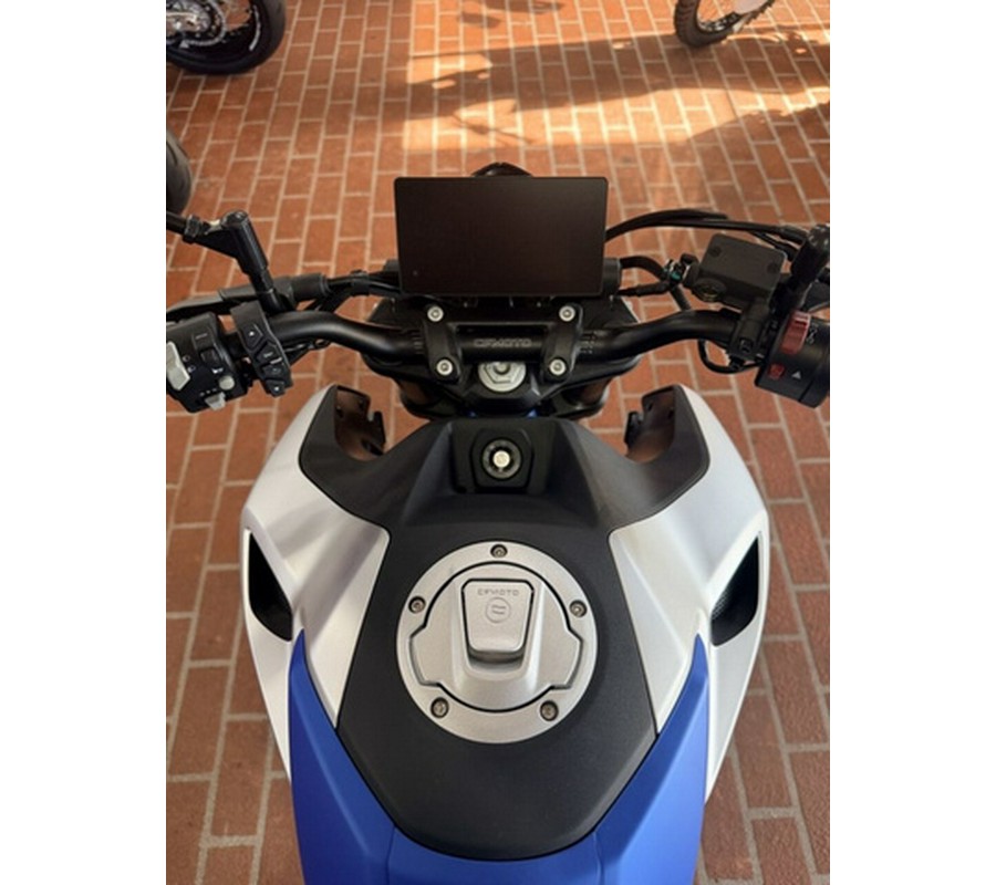 2026 CFMOTO NK 300