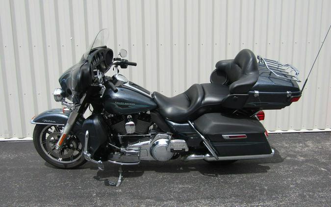2015 Harley-Davidson® FLHTCU - Electra Glide® Ultra Classic®