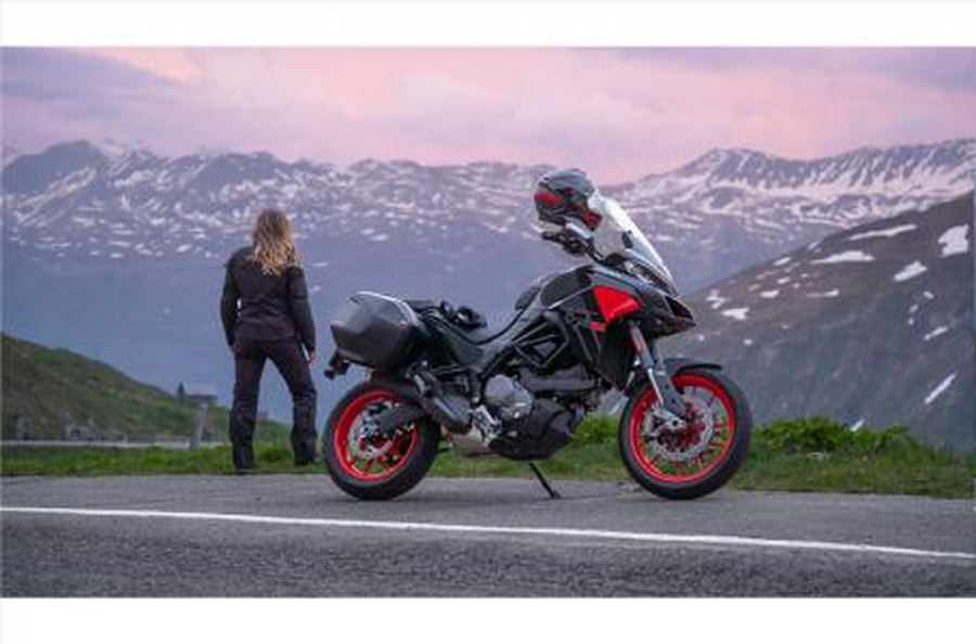 2024 Ducati Multistrada V2 S