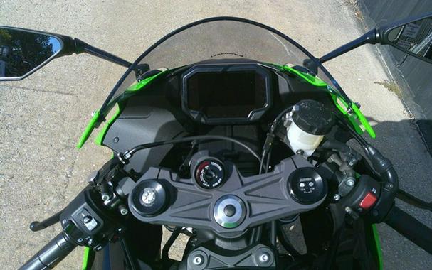 2025 Kawasaki Ninja ZX-6R ABS KRT Edition