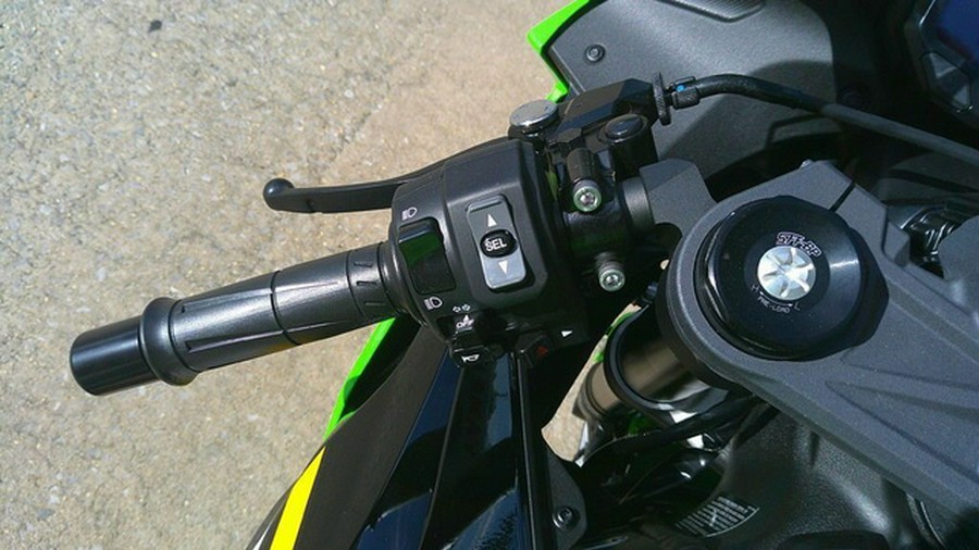 2025 Kawasaki Ninja ZX-6R ABS KRT Edition