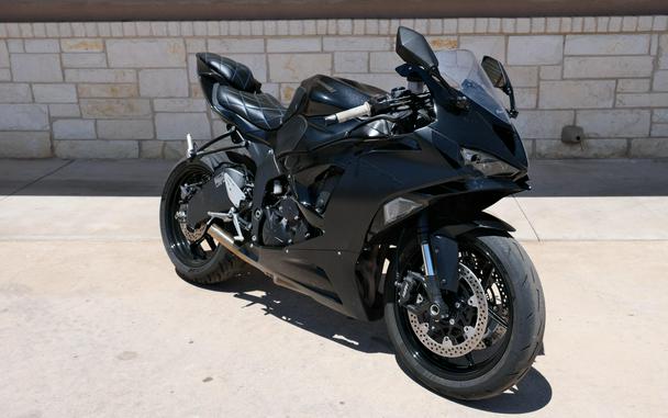 2024 KAWASAKI NINJA ZX6R BASE