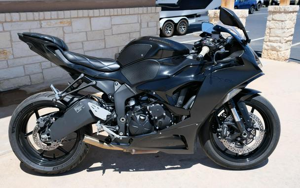 2024 KAWASAKI NINJA ZX6R BASE