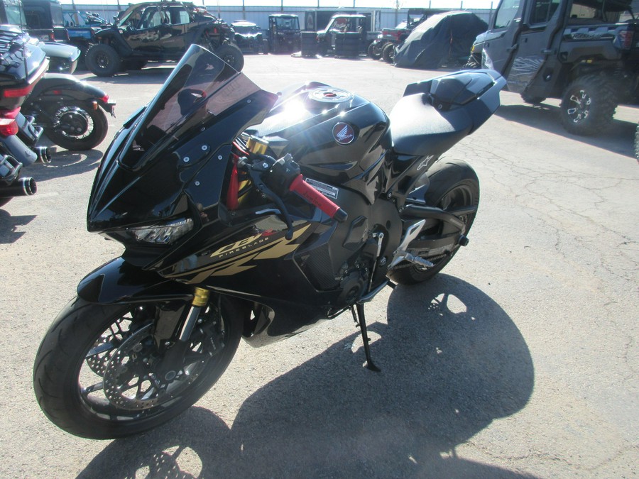 2025 HONDA CBR1000RR