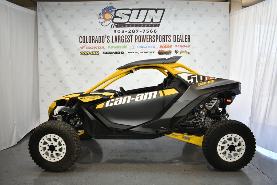 2024 Can-Am™ Maverick R X rs