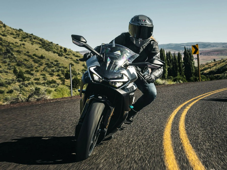 2026 CFMOTO 675SS
