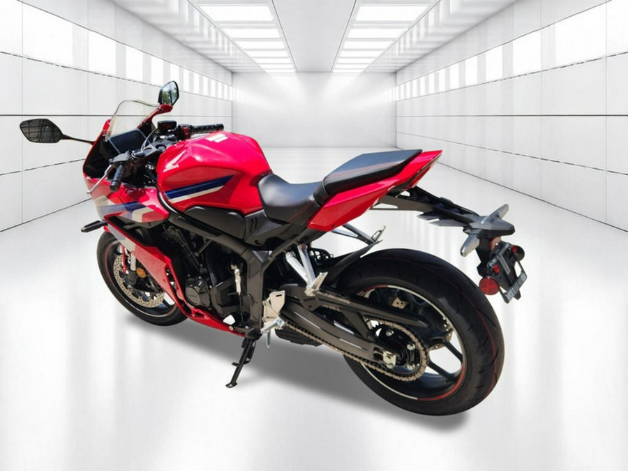 2026 Honda CBR650R E-Clutch