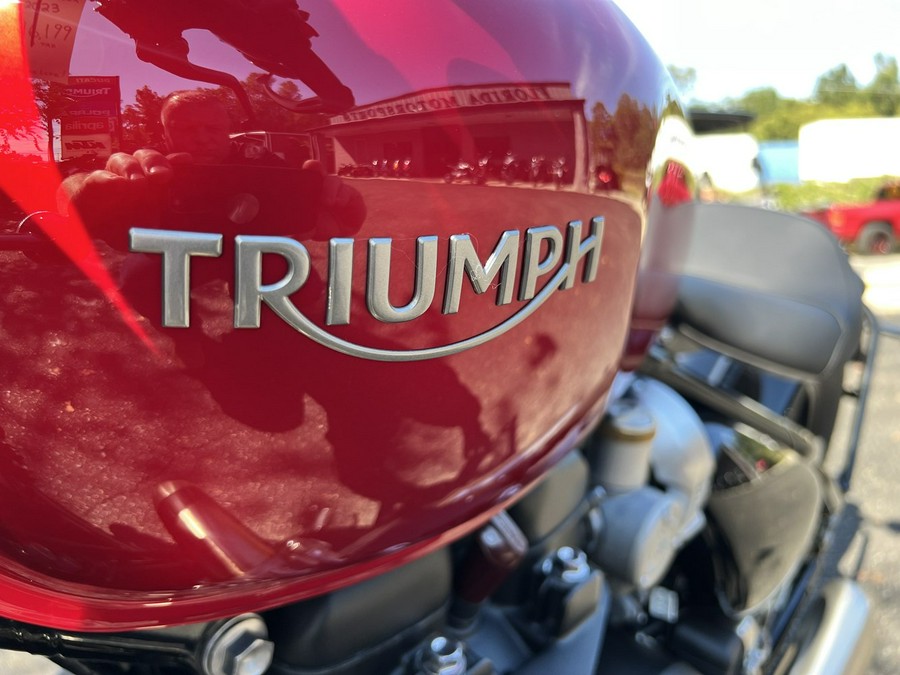 2023 Triumph Bonneville Bobber (Color)