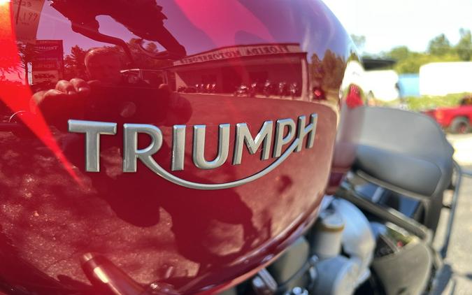 2023 Triumph Bonneville Bobber (Color)