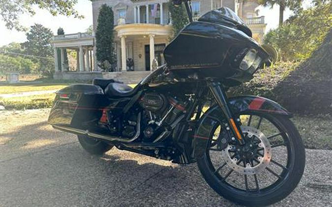 2018 Harley-Davidson CVO™ Road Glide®