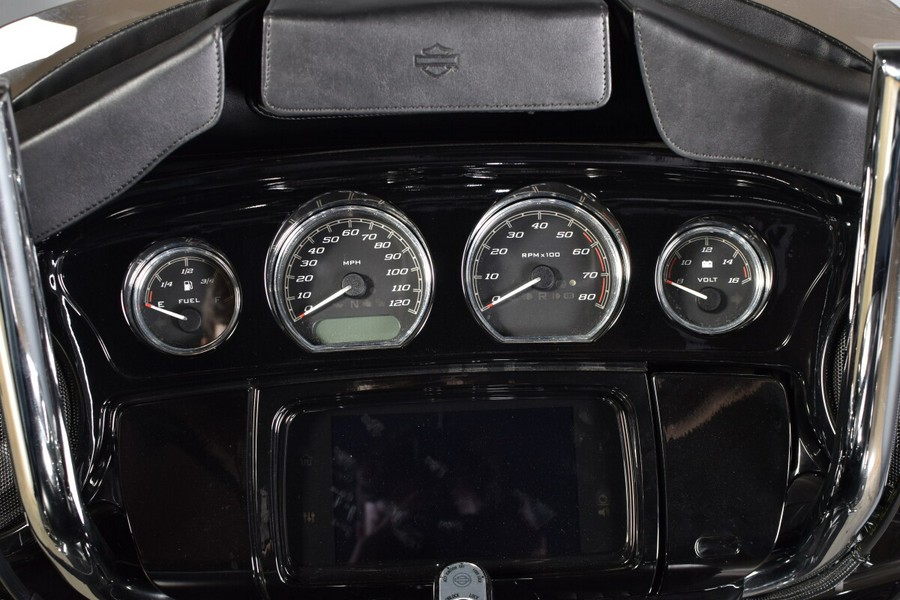 2022 Harley-Davidson Street Glide Special