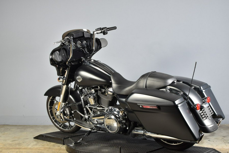 2022 Harley-Davidson Street Glide Special