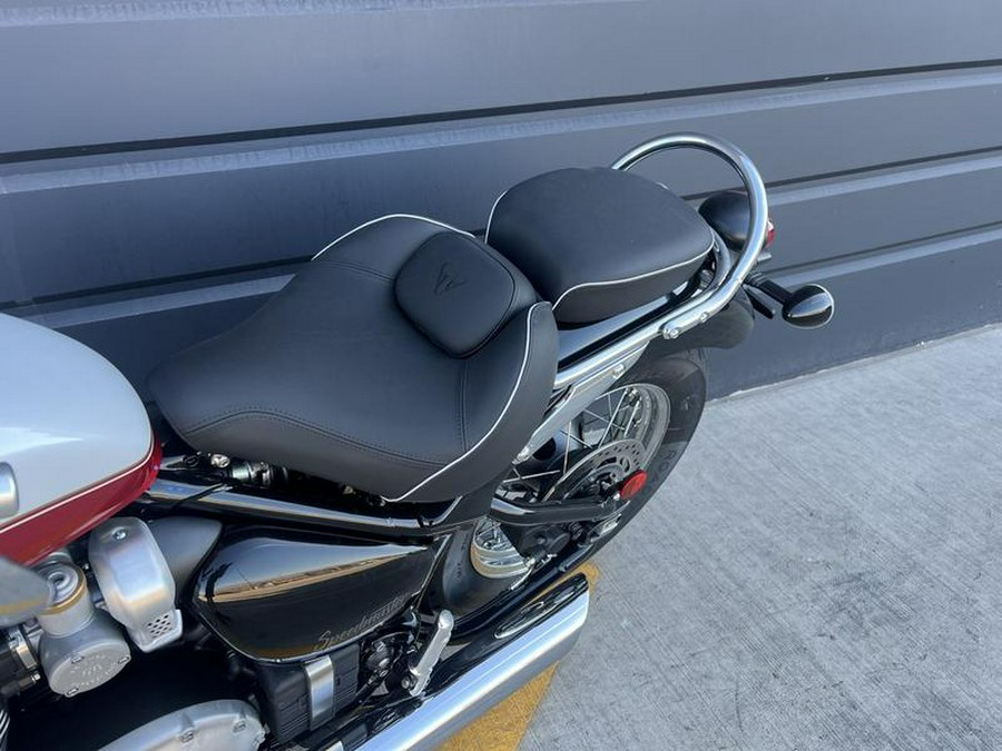 2025 Triumph Bonneville Speedmaster Snowdonia / Cranberry Red