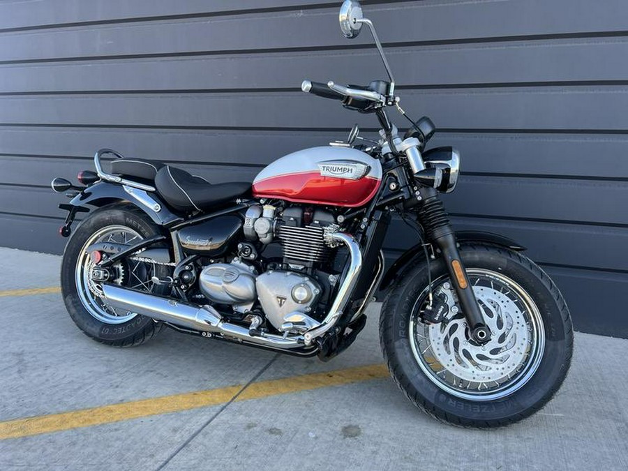 2025 Triumph Bonneville Speedmaster Snowdonia / Cranberry Red
