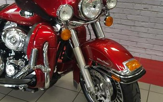 2013 Harley-Davidson® FLHTCU - Electra Glide® Ultra Classic®