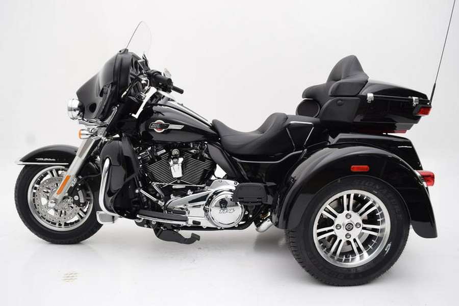 2024 Harley-Davidson® FLHTCUTG - Tri Glide® Ultra