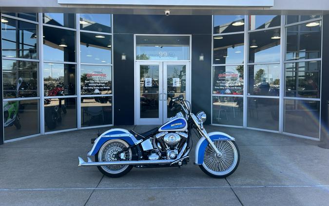 2010 Harley-Davidson® Heritage Softail® Classic