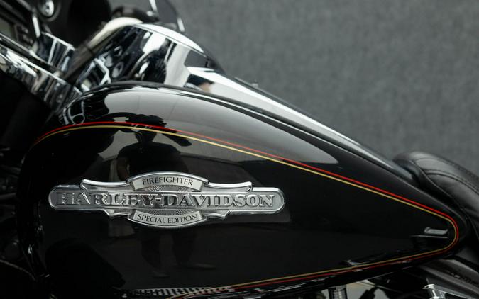 2012 HARLEY DAVIDSON FLHTCU ELECTRA GLIDE ULTRA CLASSIC FIREFIGHTERS EDITION W/ABS & LANDING GEAR KIT