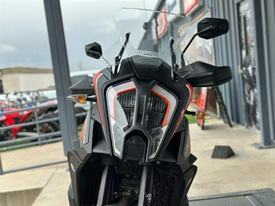 2022 KTM 1290 Super Adventure S